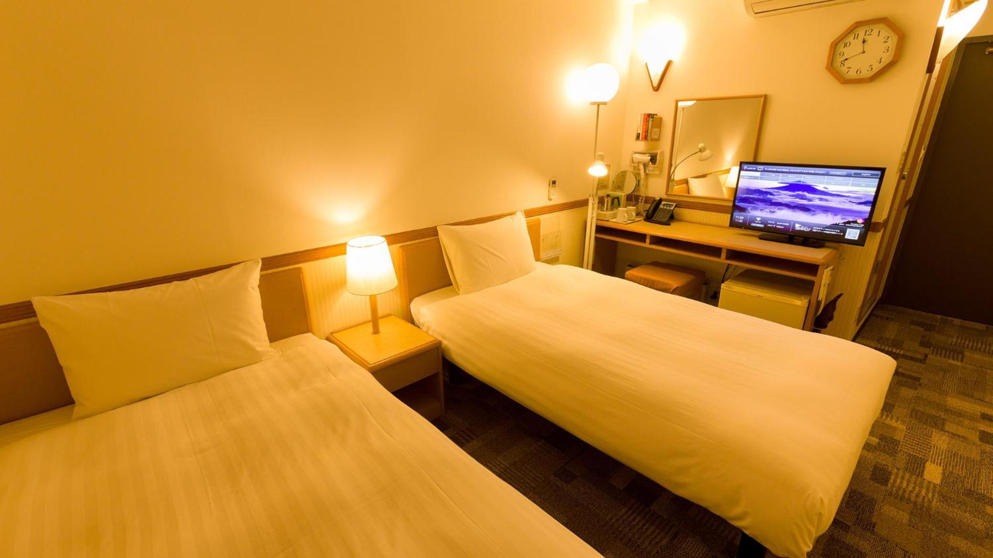 Toyoko Inn Sasebo Ekimae Chambre photo