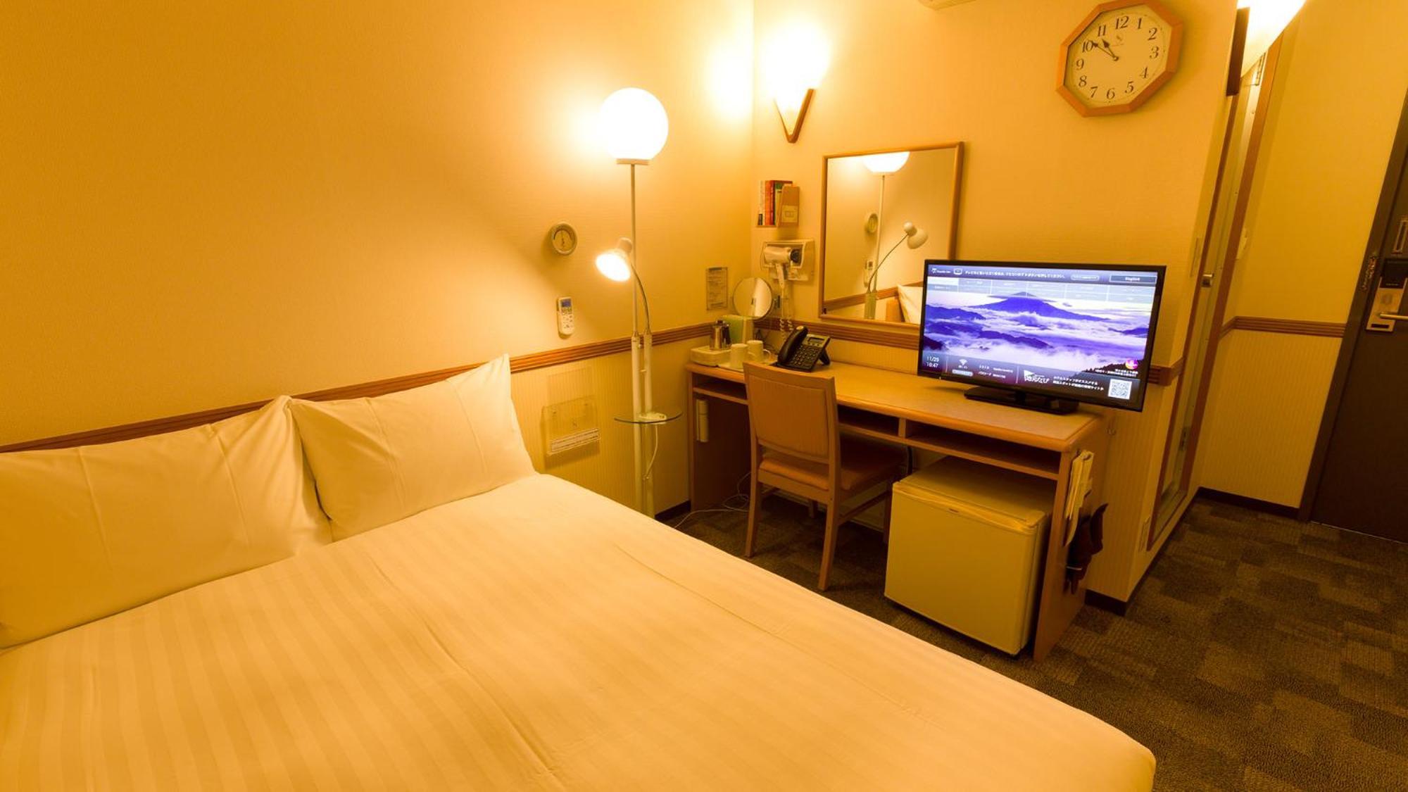 Toyoko Inn Sasebo Ekimae Chambre photo